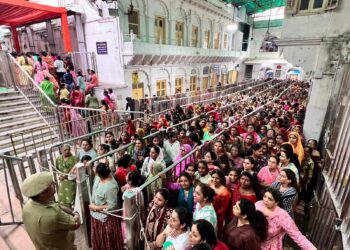 ठकुरानी तीज पर नगर वासियों को जोड़े से दर्शन की सौगात