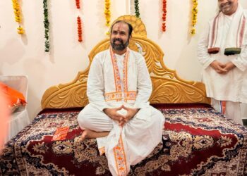 ठकुरानी तीज के शुभ अवसर पर श्री विशाल बावा ने किया “नमामि यमुने” मिशन का शुभारंभ