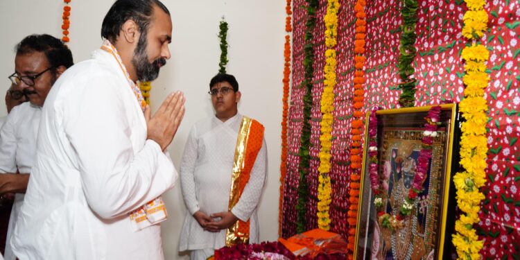 प्रभु सर्वोत्तम सामग्री के उपभोक्ता है – श्री विशाल बावा