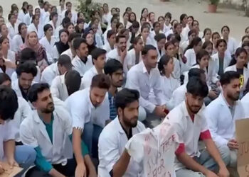 पेसिफिक डेंटल कॉलेज उदयपुर की छात्रा ने की आत्महत्या, कॉलेज स्टाफ पर मानसिक उत्पीड़न का आरोप