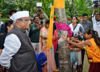 हर तहसील में हो पिपलांत्री-सा गाँव, जन-जन तक पहुंचे पर्यावरण संरक्षण का यह मॉडल -राज्यपाल