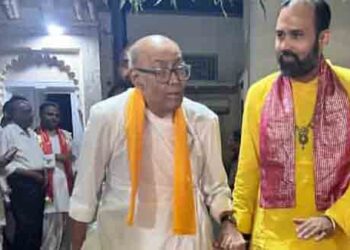 श्रीनाथजी मंदिर में दर्शन व्यवस्था एवं विकास कार्यों के लिए दो समितियों का गठन