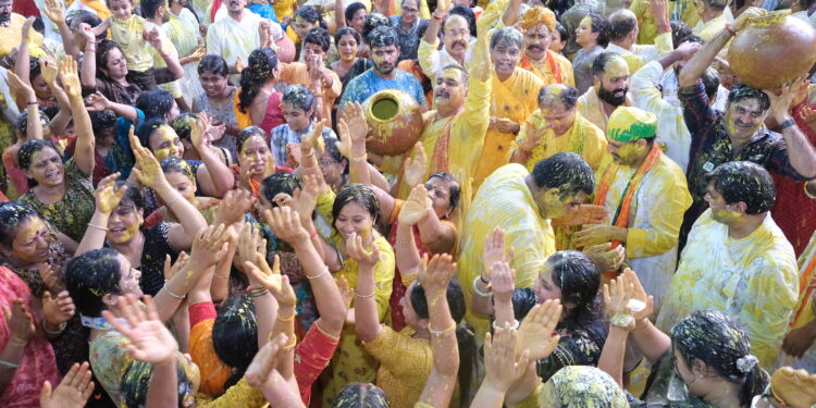 श्रीनाथजी मंदिर में जन्माष्टमी की तैयारियों को लेकर बैठक का आयोजन