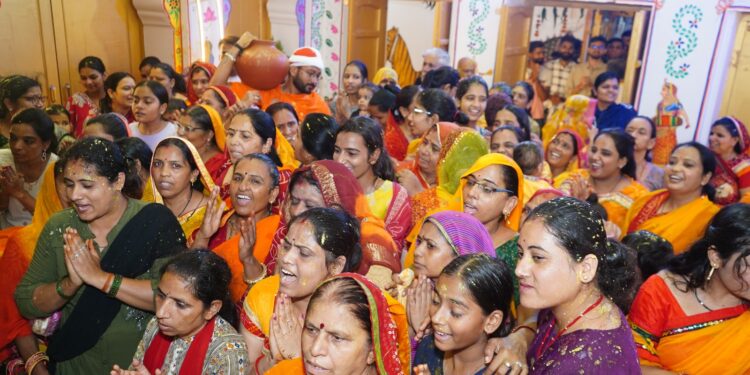 श्री द्वारकाधीश मंदिर नाथद्वारा में नन्द महोत्सव के दर्शनों में उमड़ा जनसैलाब