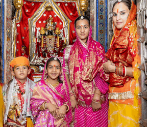 श्रीकृष्ण जन्माष्टमी महोत्सव पर पूर्व मेवाड़ राज परिवार ने किये  भगवान श्री जगन्नाथ स्वामी के दर्शन