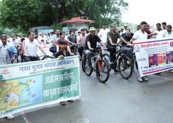 फिट इंडिया: राजसमंद पुलिस की ओर से योग, रन और संडे ऑन साइकिल का आयोजन