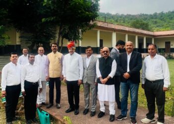 स्वतंत्रता दिवस पर बार एसोसिएशन नाथद्वारा में ध्वजारोहण एवं वृक्षारोपण कार्यक्रम संपन्न