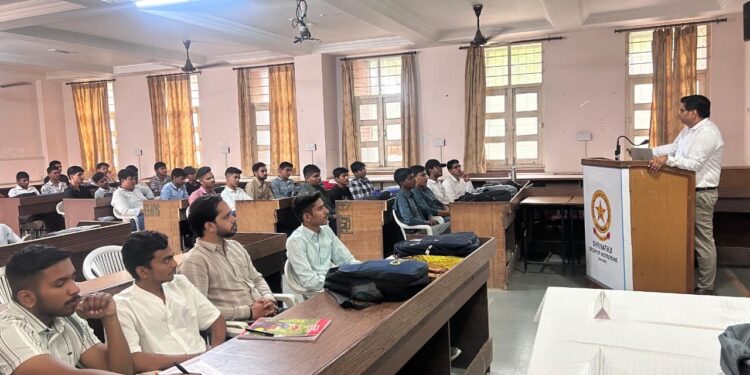 श्रीनाथजी इंस्टिट्यूट में ओरिएंटेशन प्रोग्राम सम्पन्न