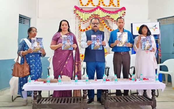 रिमार्केबल एजुकेशन की पुस्तिका ‘सही सलाह, सफलता की राह’ का हुआ भव्य विमोचन, अभियान ‘उमंग’ का भी हुआ शुभारंभ