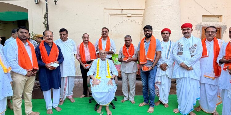 श्रीनाथजी मंदिर में नव विलास के आरंभ के अवसर पर प्रभु की सेवा में हुआ “सेवा क्रय समिति” का गठन